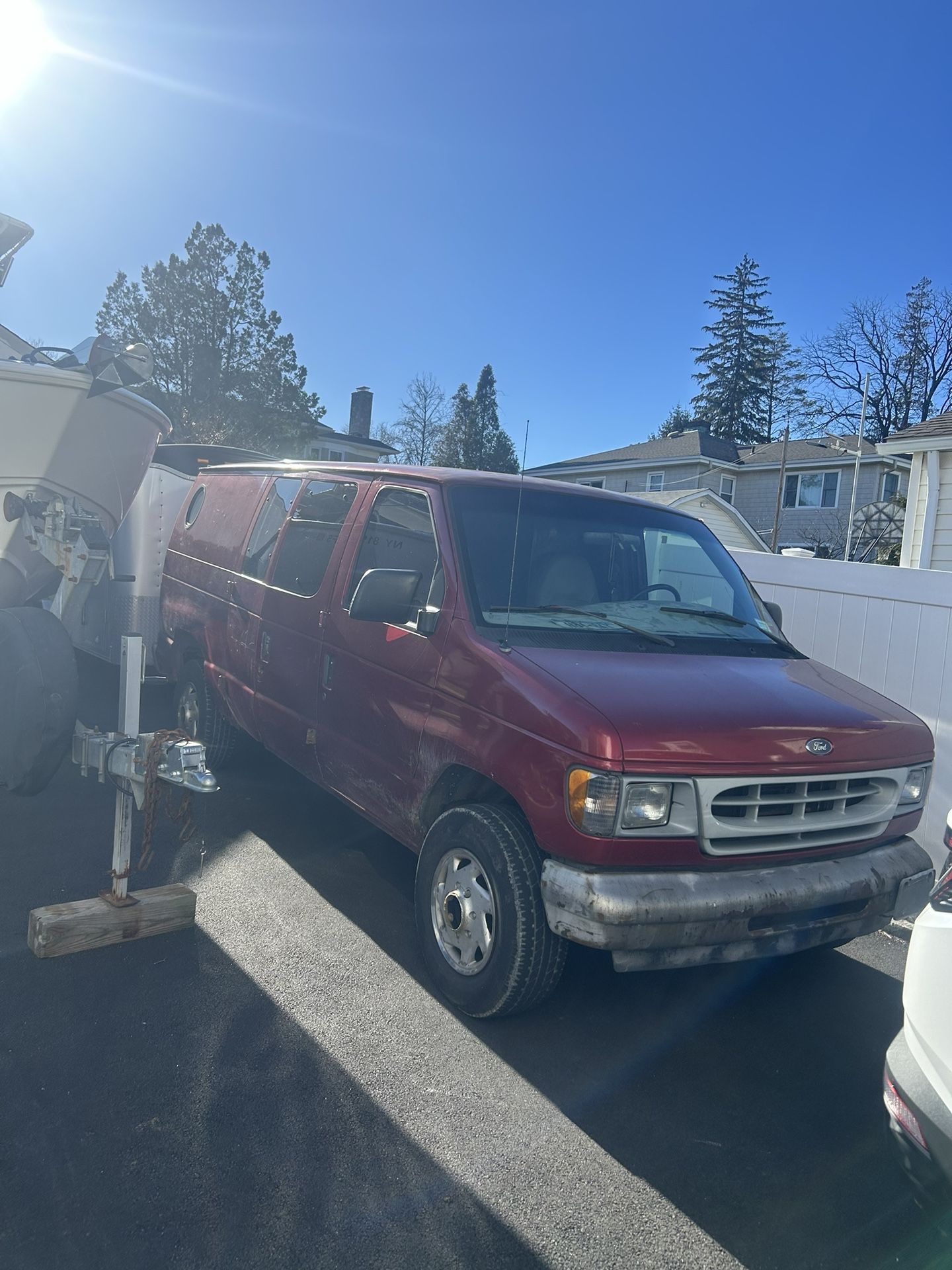 2002 Ford E-250