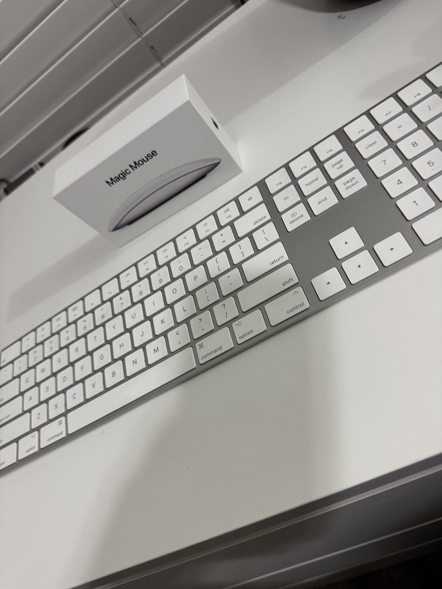 Apple Magic Keyboard W/numeric Number Keys2 And Magic Mouse 2 ! Perfect Condition $160