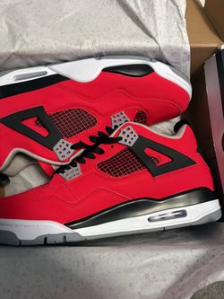 Jordan 4’s “toro bravo”
