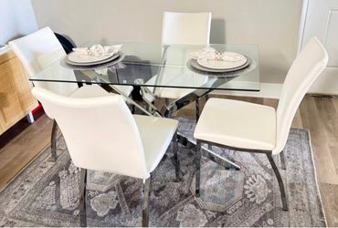 Glass Top Dining Table with 4 White Chairs