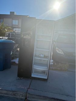 Free Refrigerator for parts