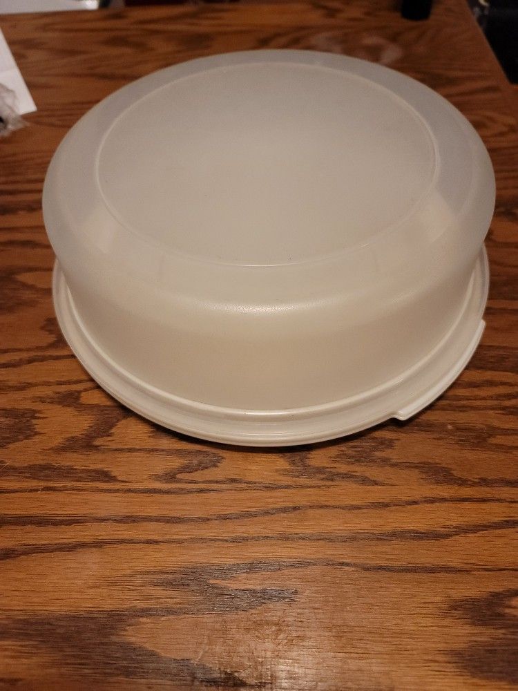Almond Vintage Rubbermaid Servin Saver Cake Saver Container