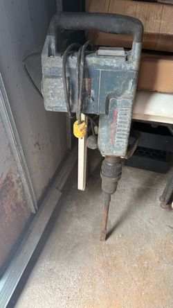 Martillo para el cemento no se que tenga ya no funciono