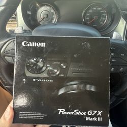 Canon G7X Mark III