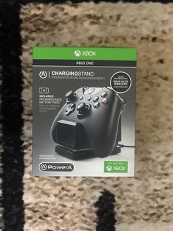 PowerA Xbox One Controller Charging Stand (w/ Rechargeable Battery Pack)