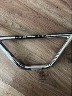 GT PRO SERIES HANDLEBARS