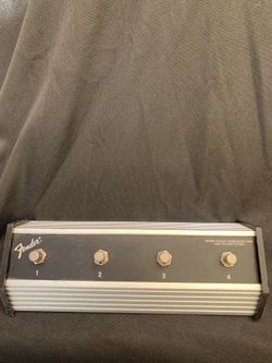 Genuine Fender 4-Button FOOTSWITCH P/N00(contact info removed)0