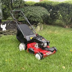Beautiful Commercial Grade Kohler Powered Toro 3n1 22” SELF PROPELLED Lawn Mower