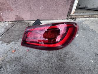 17-22 INFINITI Q60 REAR RIGHT RH PASS SIDE TAIL LIGHT