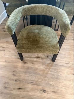 Kitchen table chairs