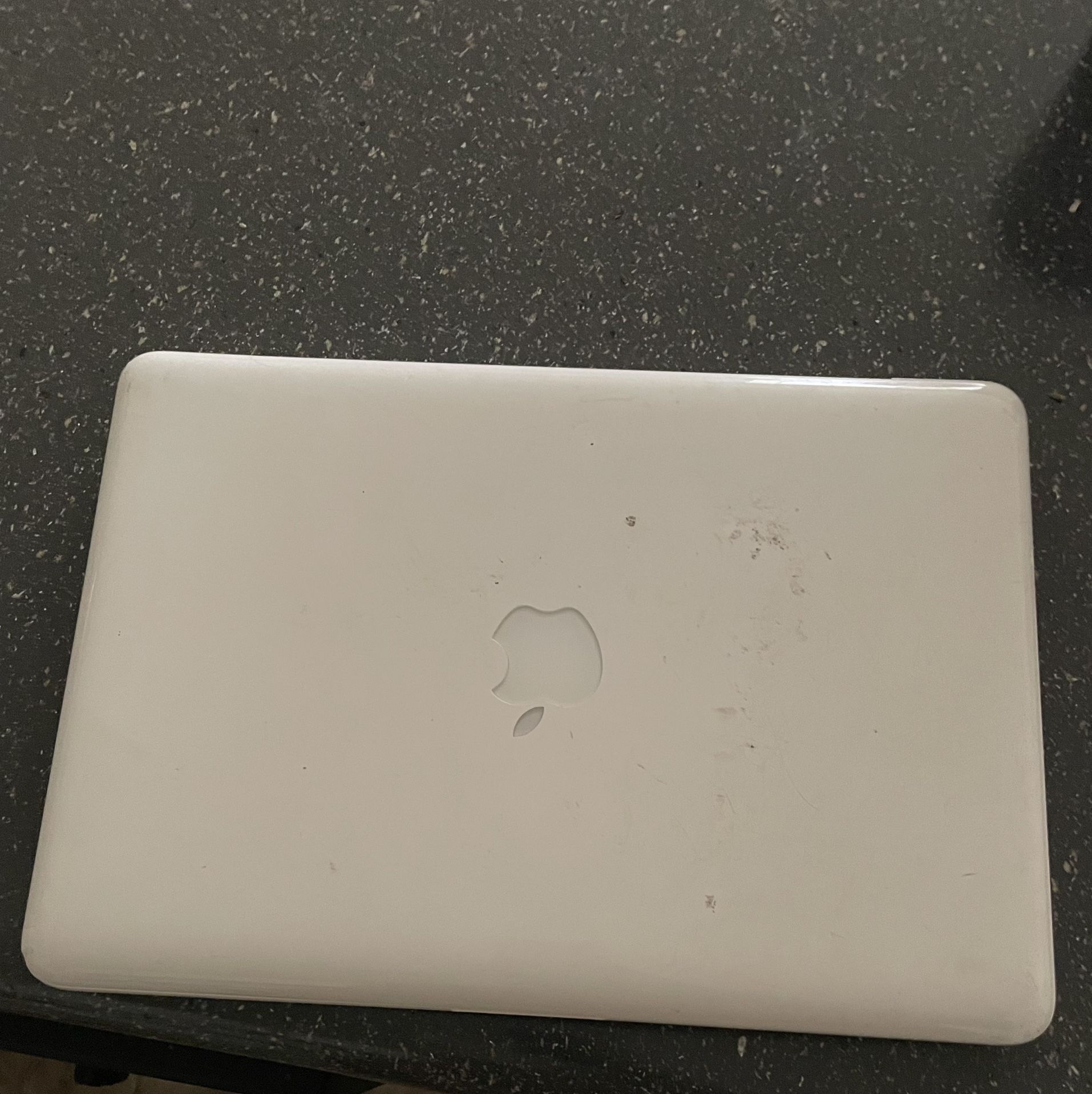 White MacBook Pro