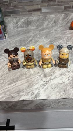 Disney vinylMation