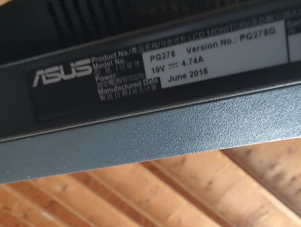Asus PG278Q Gaming monitor 144hz 2k Res