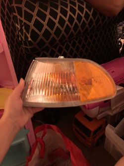 92-95 Honda Civic Signal Light Driver Side
