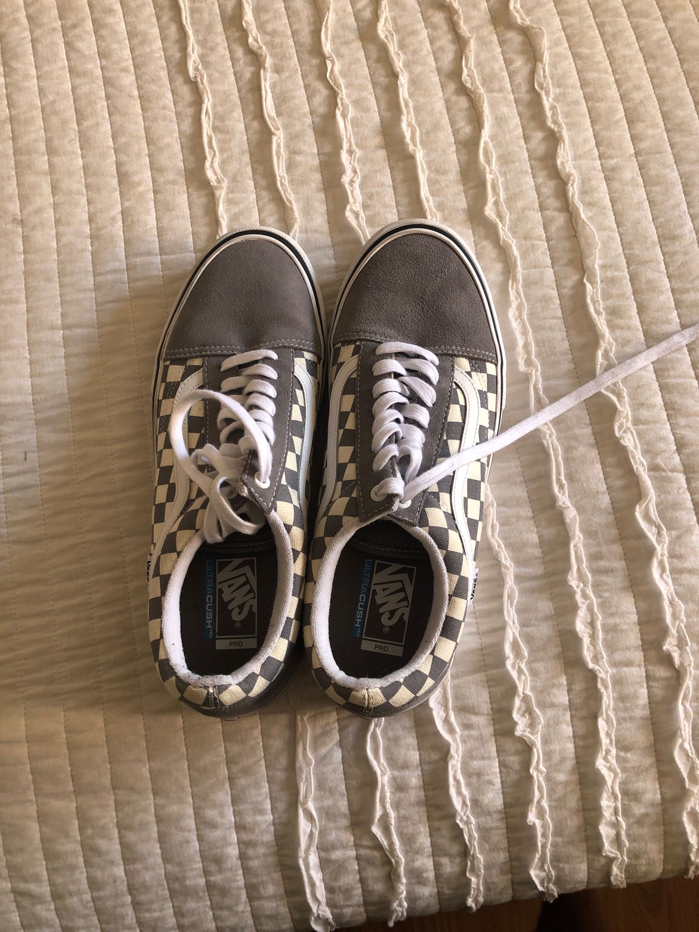 Grey old school checkered vans