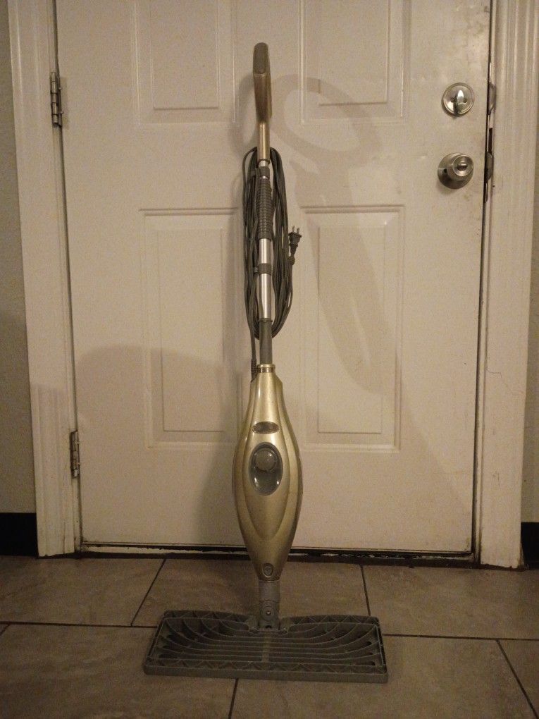 Shark Steam Pocket Mop