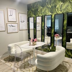 Gold Vase With Flowers 