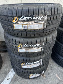 Lexani quatro tempo 215/50R17