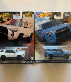 Hot Wheels Premium 2018 Toyota 4Runner – Set of 2