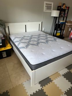 Queen bed