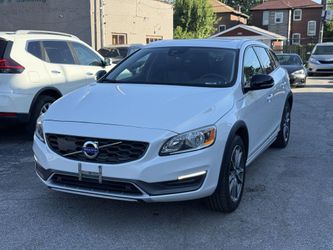 2016 Volvo V60 Cross Country