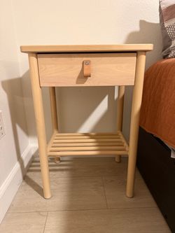 2 Side Tables