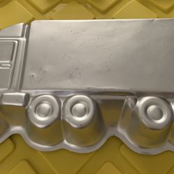18 Wheeler Semi Truck Trailer Cake Pan Wilton