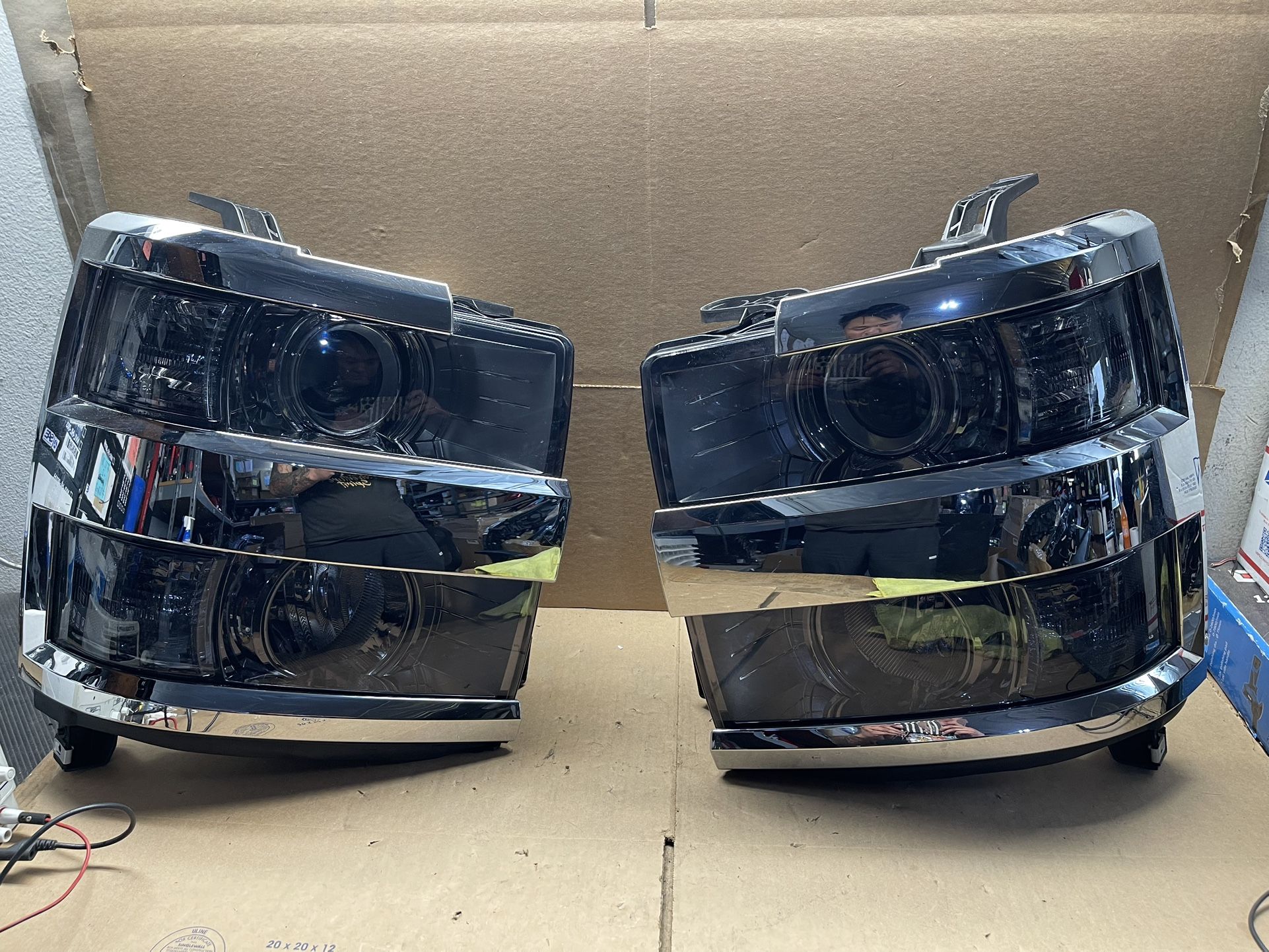OH201* Loose Housing * Fit 15-19 Chevrolet Silverado 2500HD/3500HD Halogen Headlight Pair