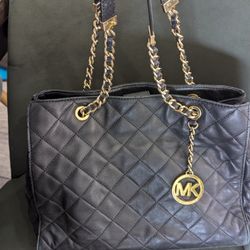 Michael Kors Purse-Great Condition 