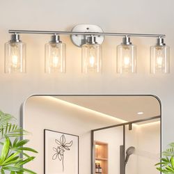 Bathroom Light Fixtures