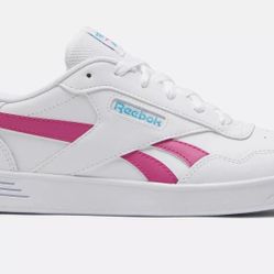 Women’s Reebok Shoes 7.5