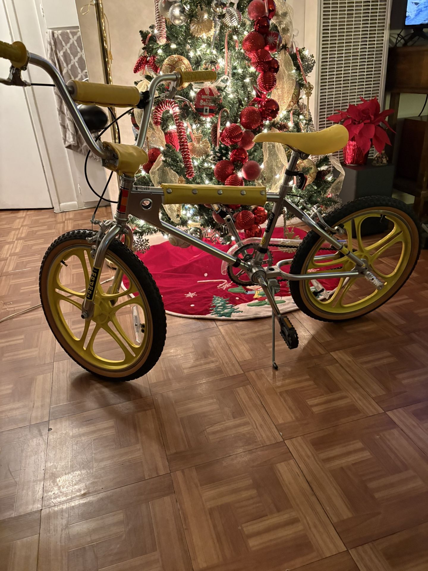 Stranger Things BMX Mongoose Netflix Limited Edition Bike 