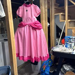 Princess Peach Costume And Accessories Size Small For An Adult