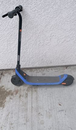 Nine bot E scooter back wheel drive