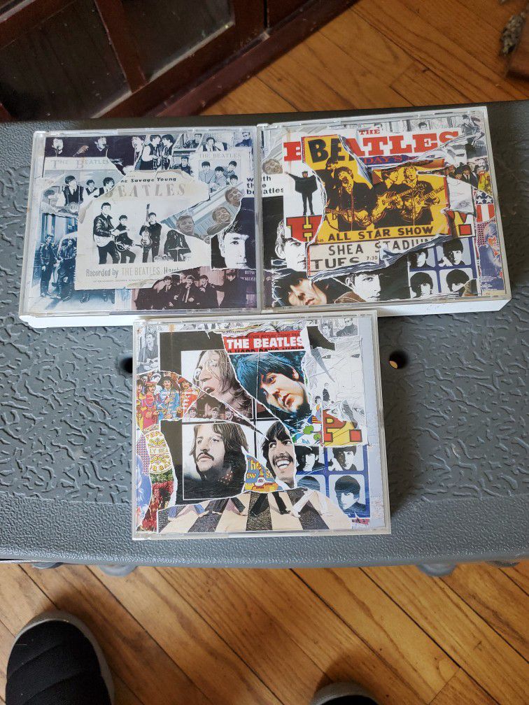 5 CD's Of The Beatles