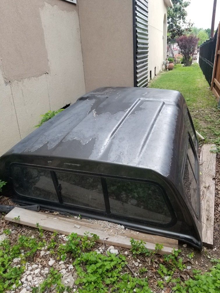 Fiberglass Camper Shell