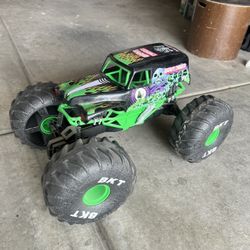 Gravedigger Monster Truck 
