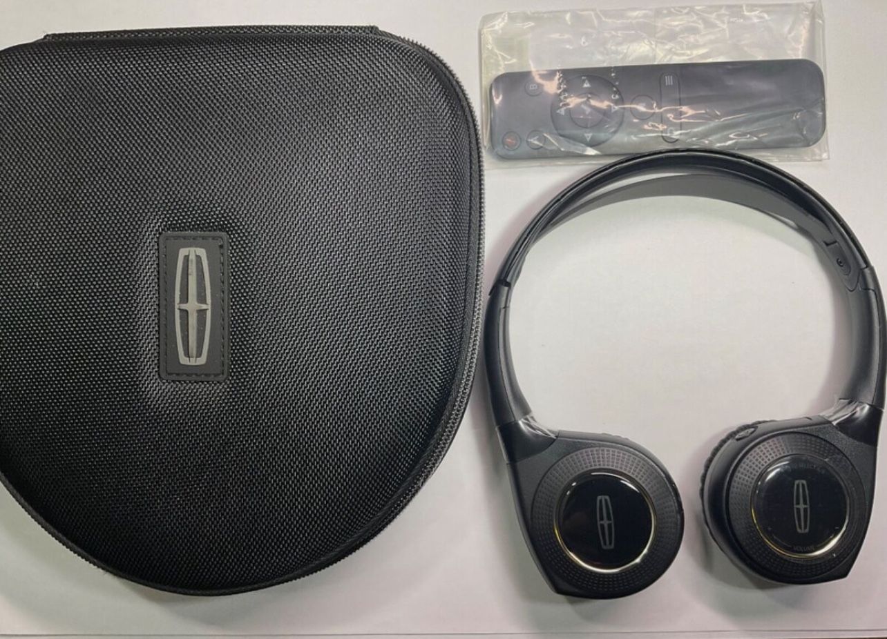 Lincoln Navigator Wireless Headphones