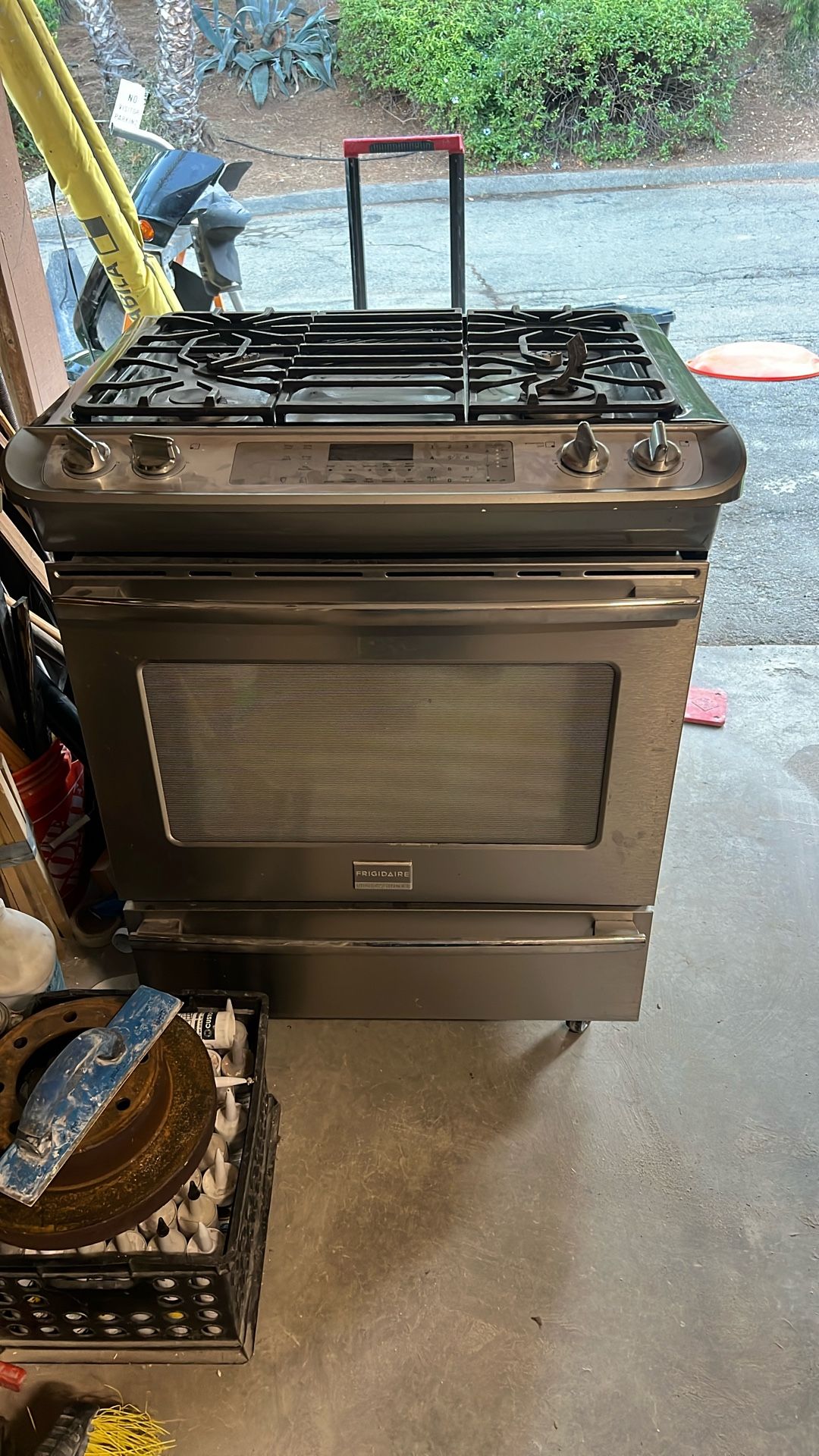 Frigidaire Gas Stove