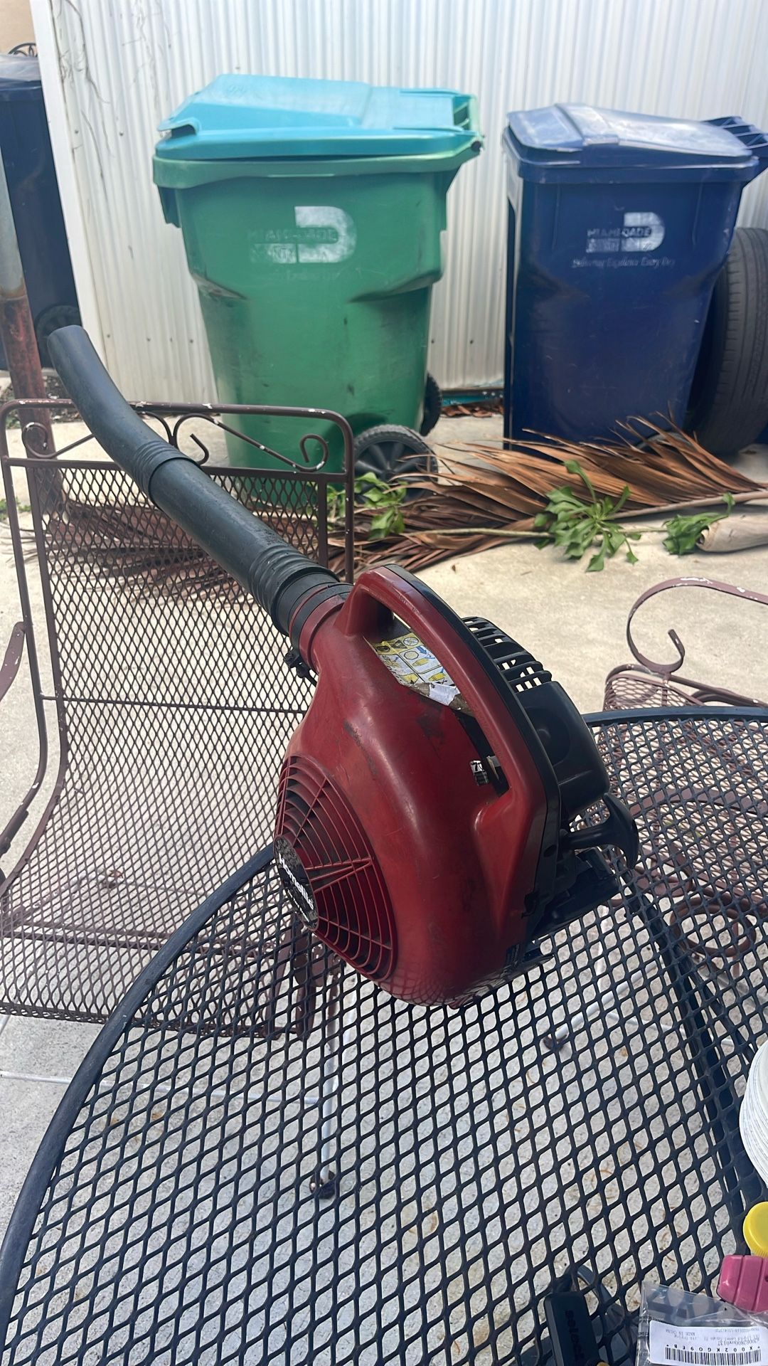 Leaf Blower