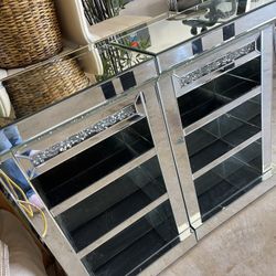 Mirrored 2 Sides Tables /Nightstands