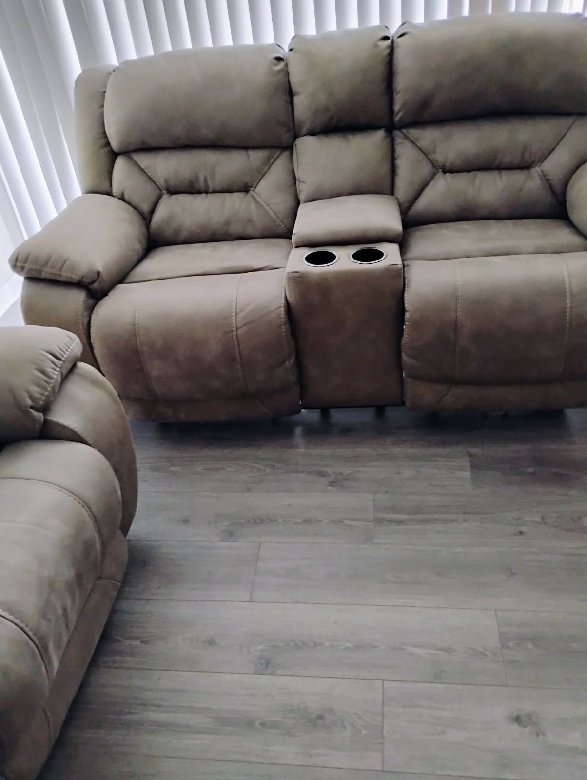 Rooms To Go Loveseat & Couch