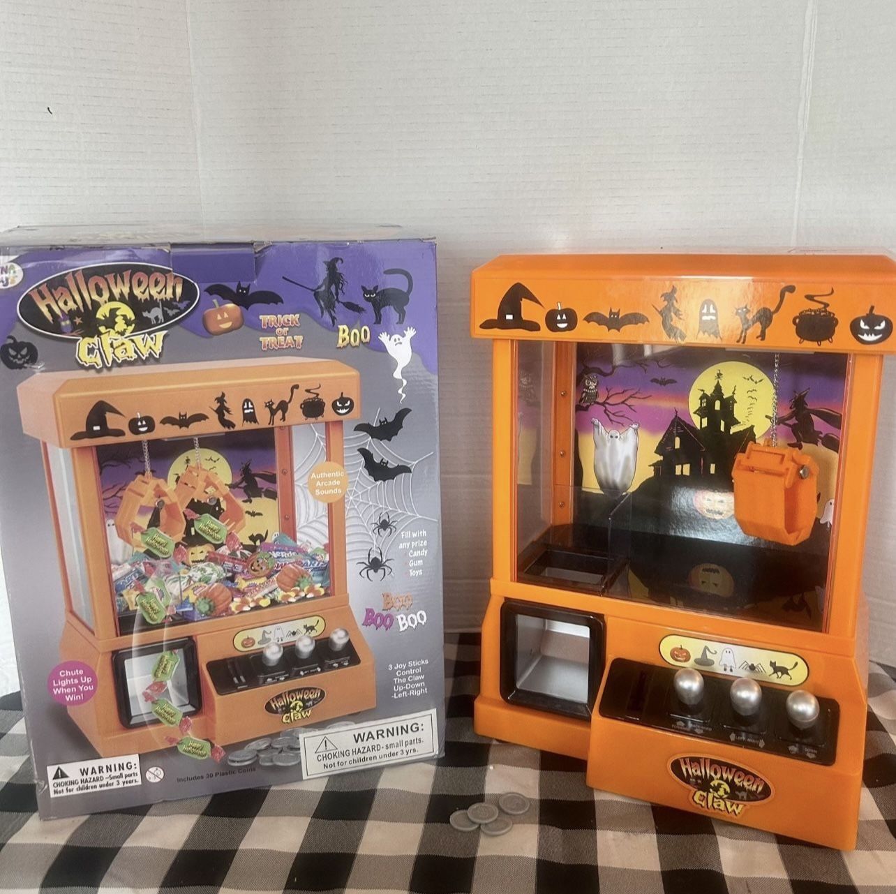 Halloween Claw Machine Candy Arcade with Lights And Sounds 