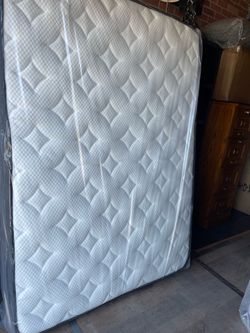 Full size mattress beauryrest pillow top