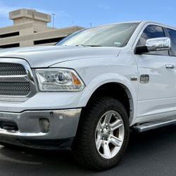 2014 Dodge RAM Laramie Long Horn 