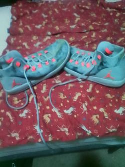 Jordan Reveal Premium Wolf Grey / Infrared