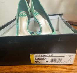Fergie 6.5 heels