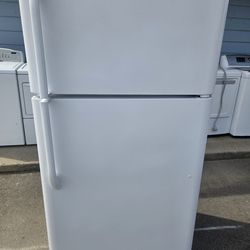 Frigidaire Top And Bottom Refrigerator Apartment Size Warranty Financing With Snap If You Qualify