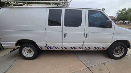 1999 Ford E-250 Ready To Part Out Or Repair