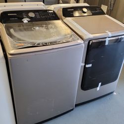 New Samsung Large Capacity 5.0cu Ft Top Load Washer And Gas Dryer Set In Champagne 
